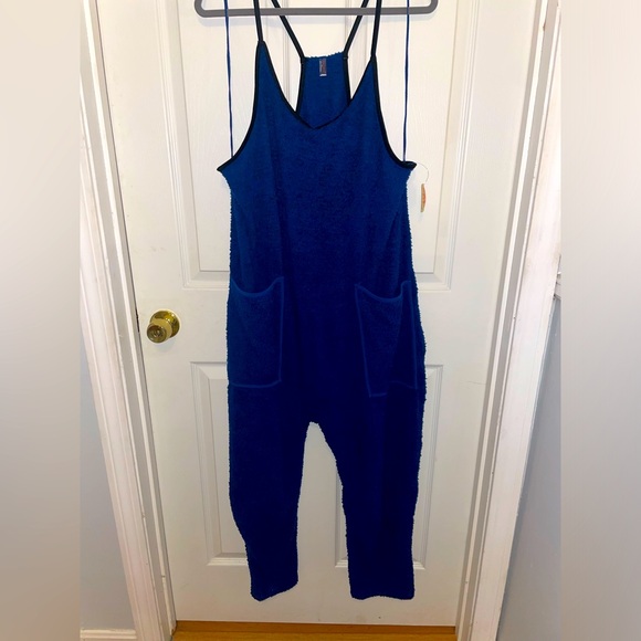 NWT FREE PEOPLE CUDDLE UP HOTSHOT ONESIE🖤 - Picture 4 of 7